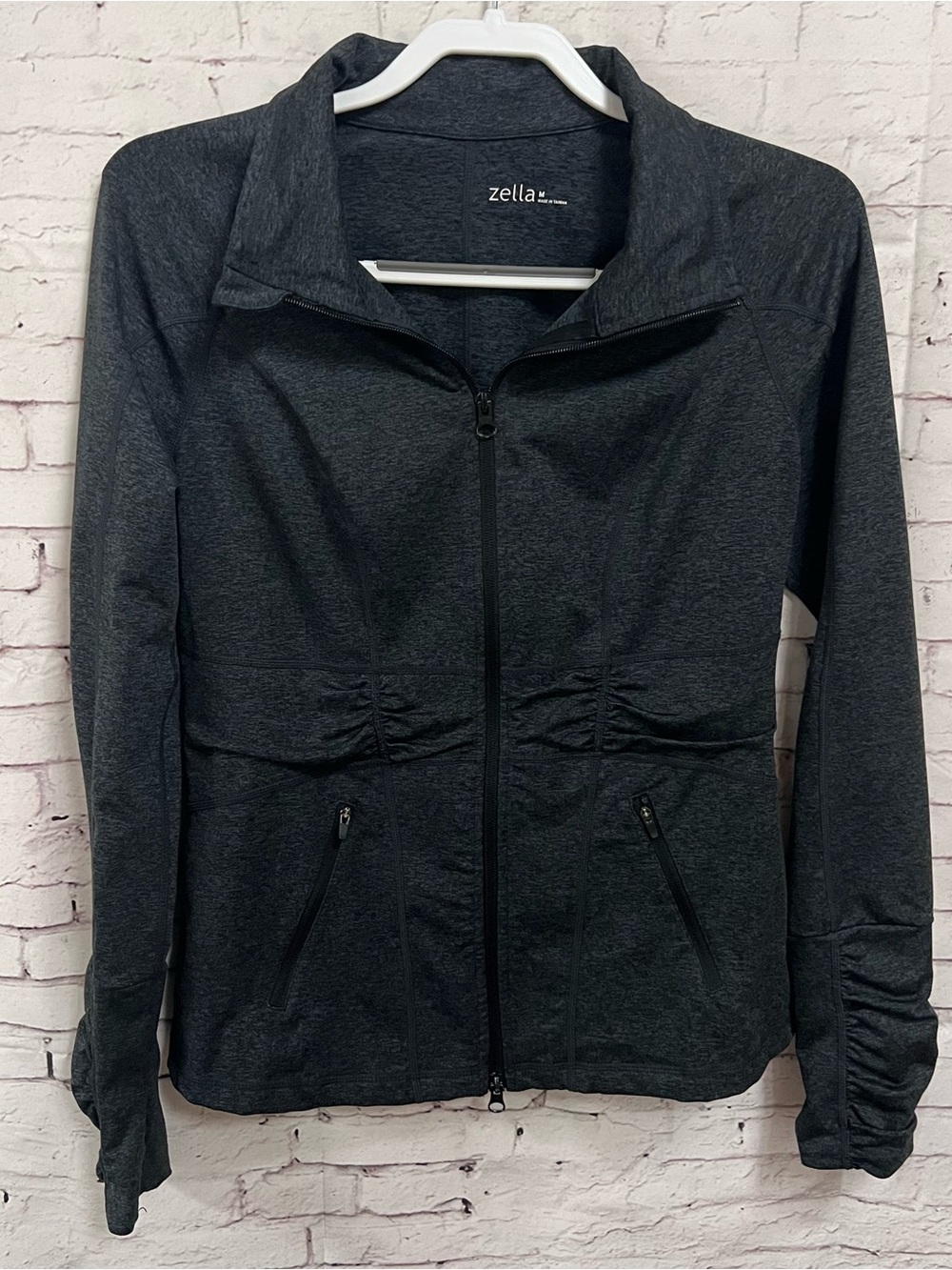 Zella Womens Zip Up Athletic Jacket Gray Charcoal Ruched Thumbhole M Medium